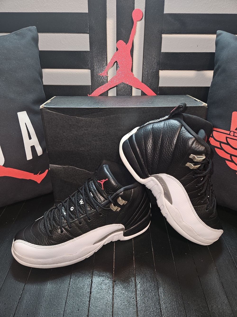 Nike Air Jordan 12 Retro 'Playoffs' (2022) (GS) - Sz 7Y/8.5W (153265-006) OG Box